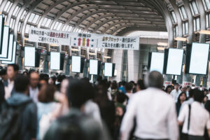 品川駅の連絡通路と港南出口