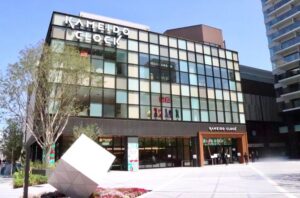 亀戸の当たる宝くじ売り場と亀戸クロック